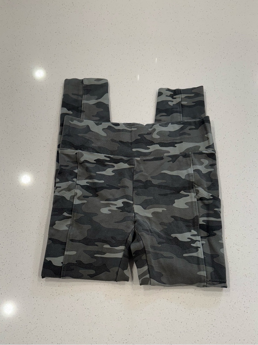 GapFit High-Rise Sculpt Revolution Camo Pocket Leggings Camouflage The GAP Y2K M
